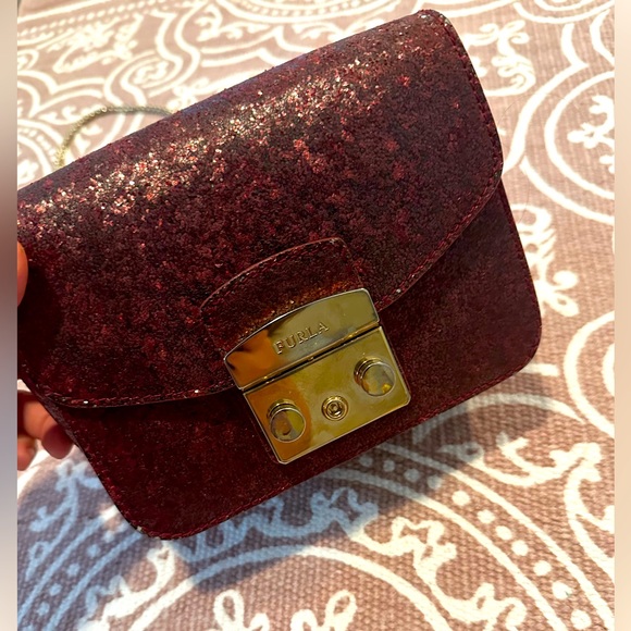 Limited edition Furla Metropolis mini bag in burgundy - Picture 7 of 7